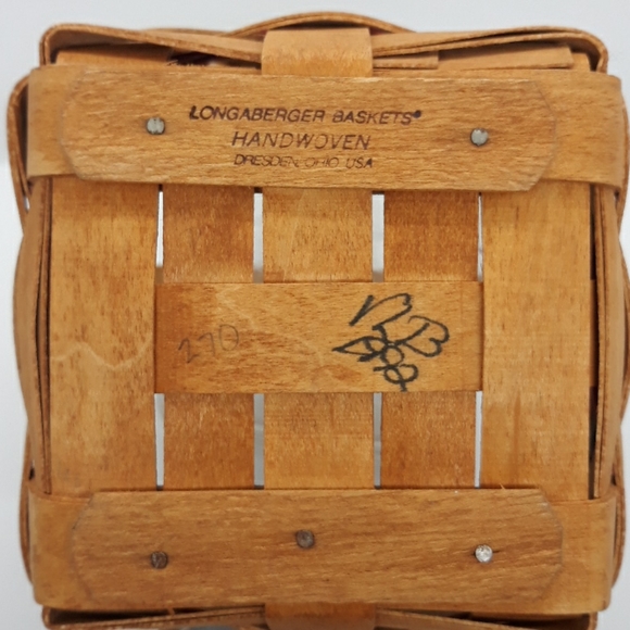 Authentic Longaberger 1993 Inaugural Basket - Picture 6 of 11